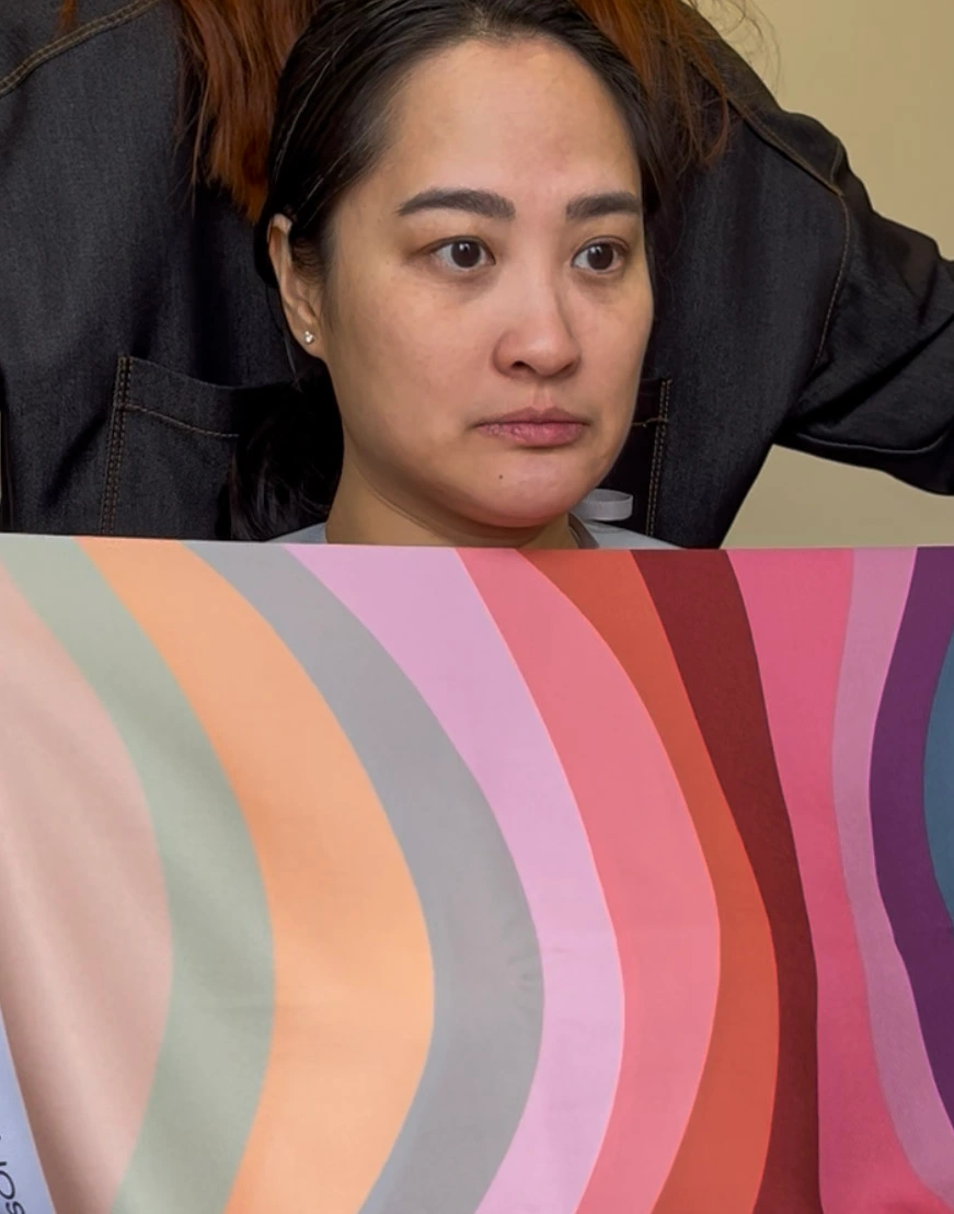 Distracting color client 1